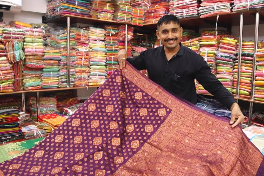 Banarasi Jacquard Silk Saree Manufacturer